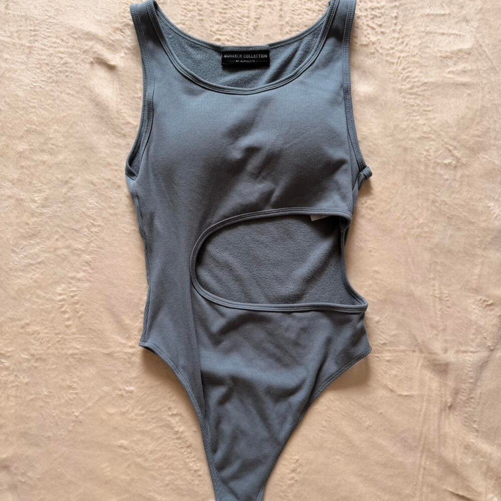 Alphalete Monarch collection by alphalete bodysuit medium